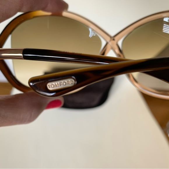 Tom Ford Brown Sunglasses Elegant Accessories - Picture 8 of 10